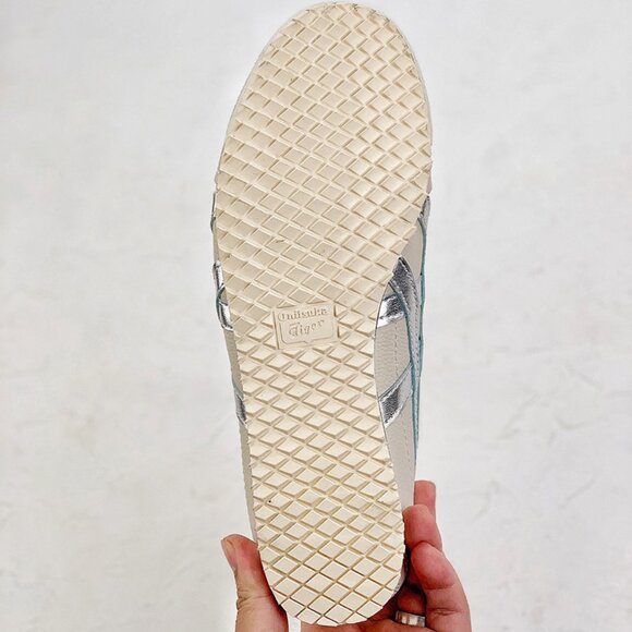 Onitsuka Tiger MEXICO 66 Tan/Silver Sneakers - Picture 5 of 9